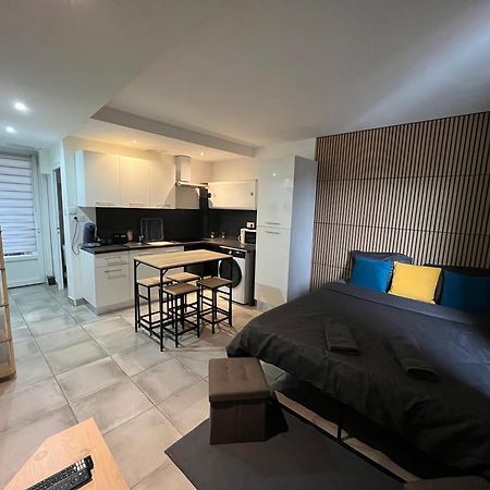 Studio Confortable Avec Balcon Villeneuve-sur-Lot Exteriör bild