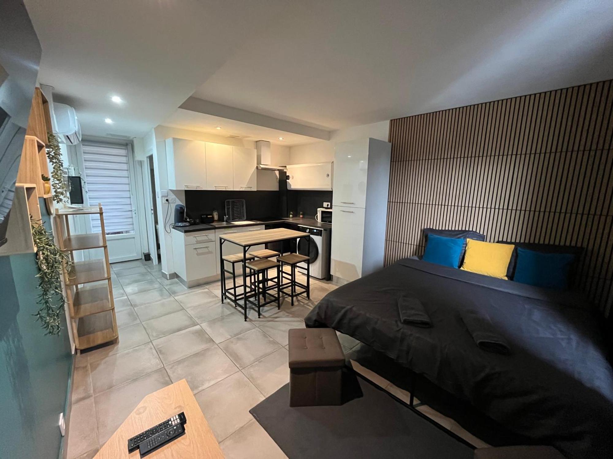Studio Confortable Avec Balcon Villeneuve-sur-Lot Exteriör bild